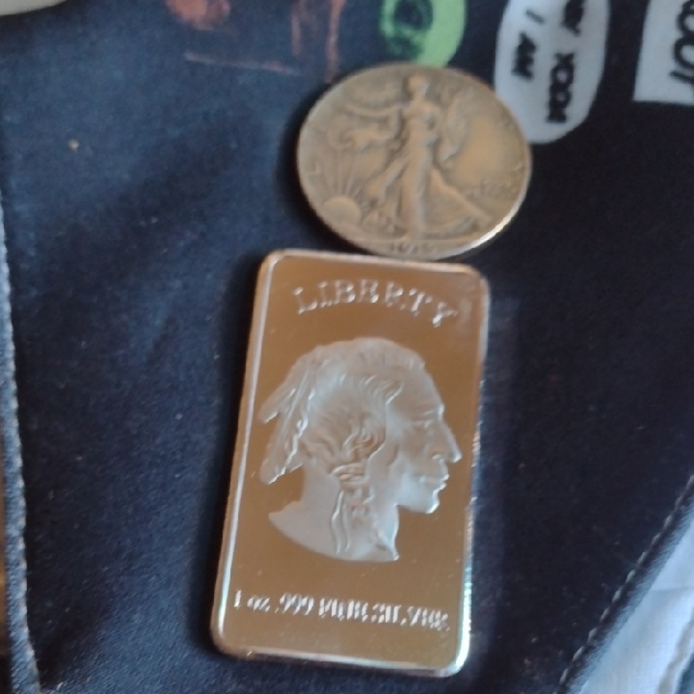 Silver Coin and Bar Set